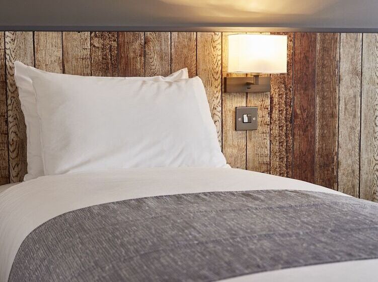 Fotos del hotel The Churchill By Greene King Inns:  13