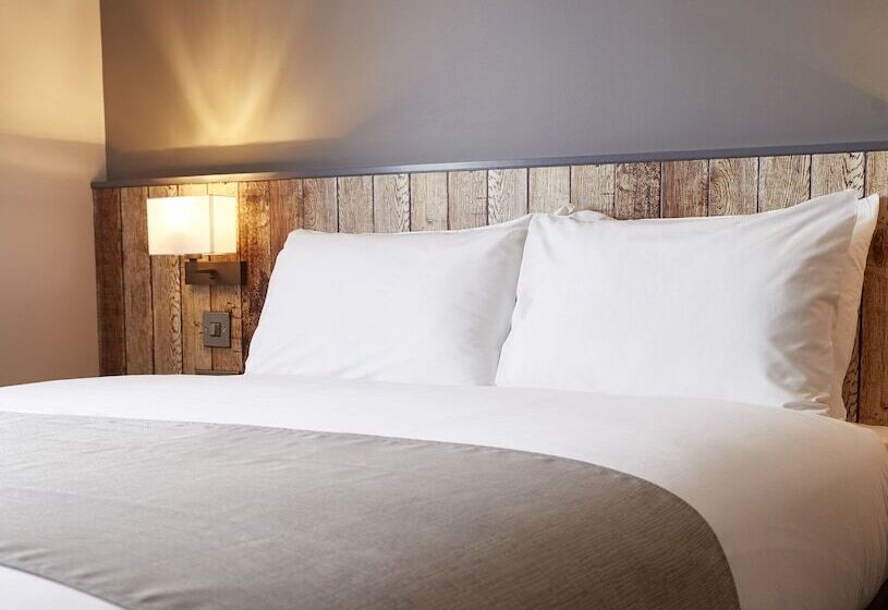 Fotos del hotel The Churchill By Greene King Inns:  8