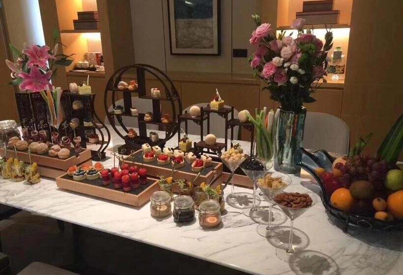 Fotos del hotel Howard Johnson Plaza By Wyndham Blue Bay Sihanoukville:  13