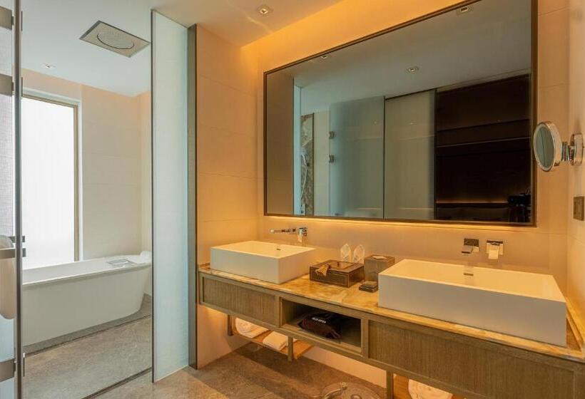 Fotos del hotel Howard Johnson Plaza By Wyndham Blue Bay Sihanoukville:  18