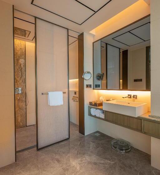 Fotos del hotel Howard Johnson Plaza By Wyndham Blue Bay Sihanoukville:  2