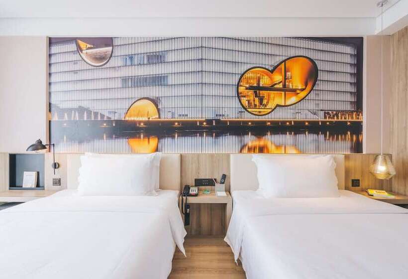 Fotos del hotel Atour:  4