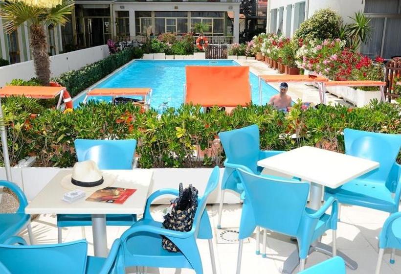 Fotos del hotel International:  13