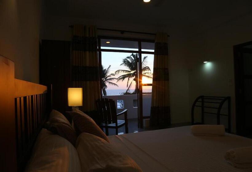 Fotos del hotel Hikka Regent:  2