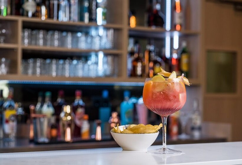 Fotos del hotel Leonardo Royal Hotel Barcelona Fira:  8