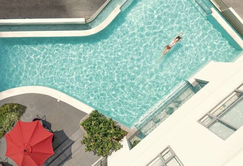 Fotos del hotel Novotel Suites Manila At Acqua:  2