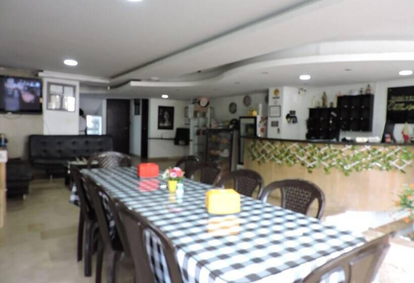 Fotos del hotel Ayenda Casa Blanca Laureles:  2