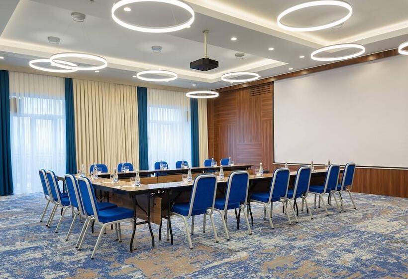 Fotos del hotel Courtyard By Marriott Tashkent:  4