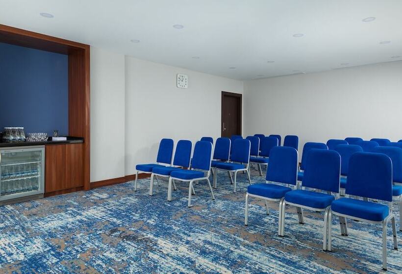 Fotos del hotel Courtyard By Marriott Tashkent:  25