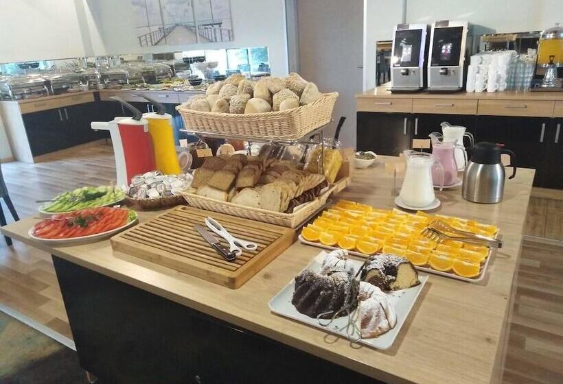 Fotos del hotel Willa 4 Pory Roku & Uznam:  12