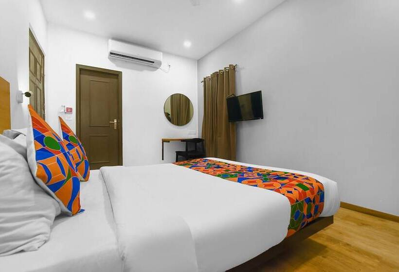 Fotos del hotel Oyo Townhouse 095 Akash Ganga Park Circus:  24