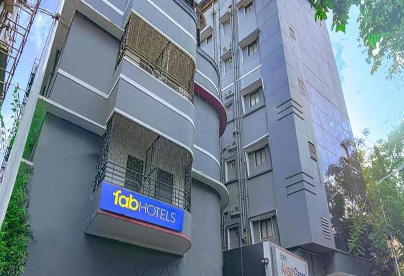 Oyo Townhouse 095 Akash Ganga Park Circus