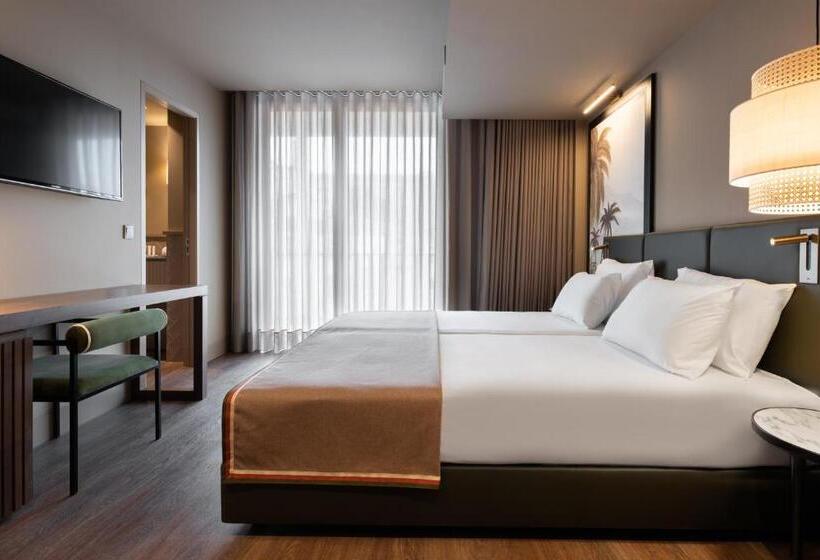 Fotos del hotel Exe Essenzia Porto:  2