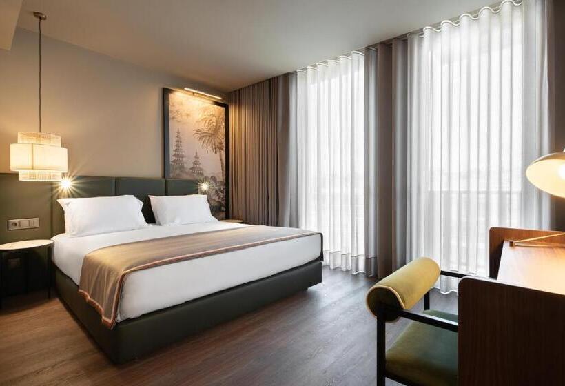 Fotos del hotel Exe Essenzia Porto:  5