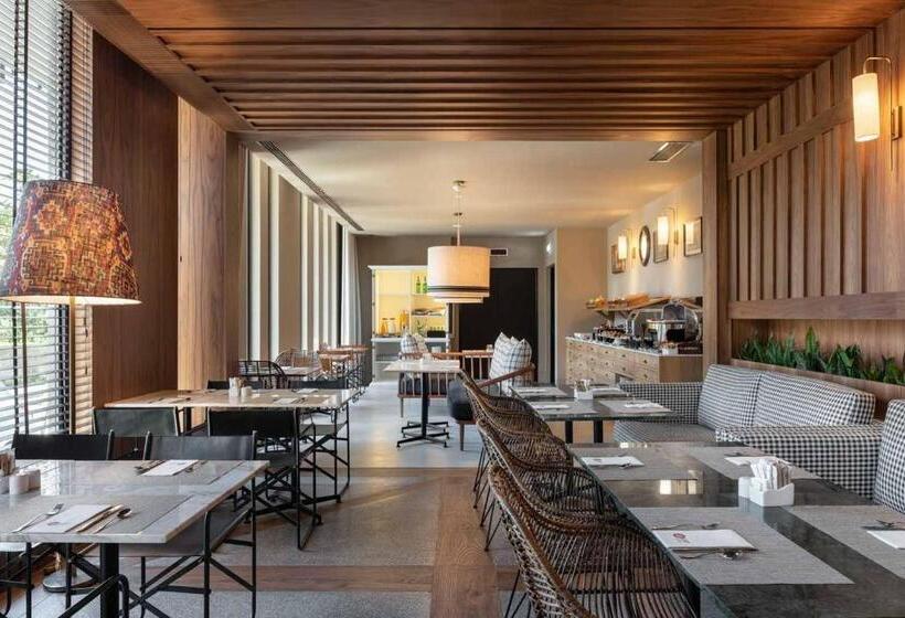 Fotos del hotel Exe Essenzia Porto:  21