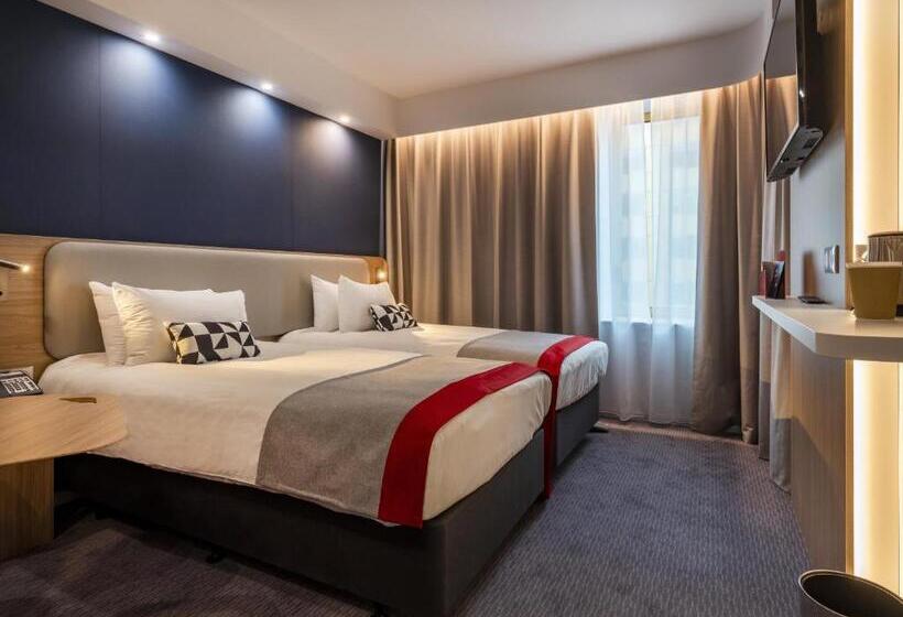 Fotos del hotel Holiday Inn Express  Nice  Grand Arenas, An Ihg:  10