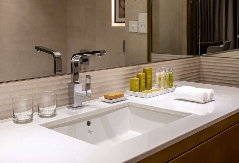 Fotos del hotel Doubletree By Hilton Riyadh Financial District  & Suites:  22