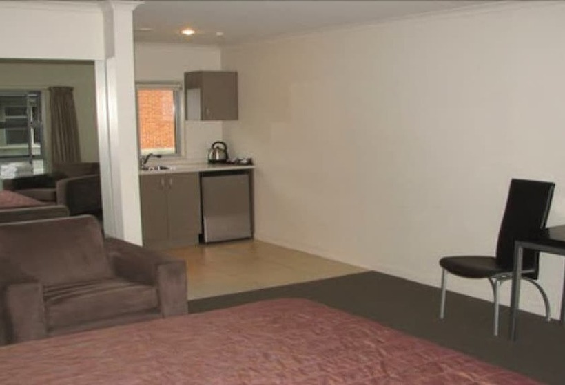 Fotos del hotel Asure St John’s Court Motel:  16