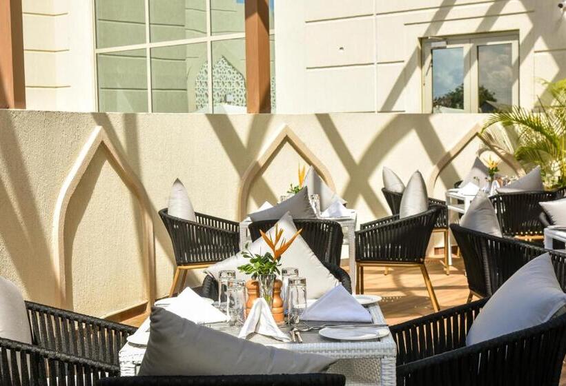 Fotos del hotel Golden Tulip Zanzibar Airport:  22