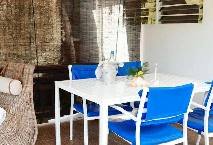 Fotos del hotel Kokogrove Chalets:  2