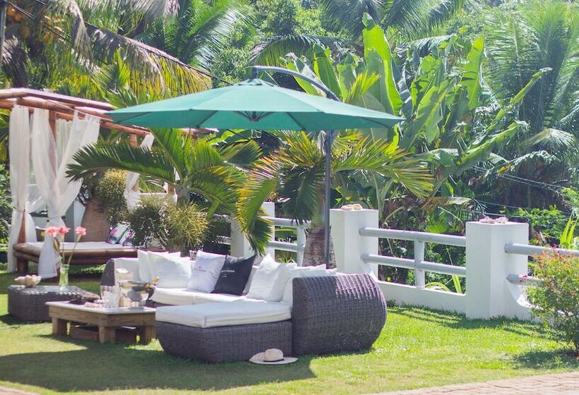 Fotos del hotel Kokogrove Chalets:  11