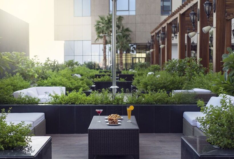 Fotos del hotel Mövenpick  And Residences Riyadh:  10