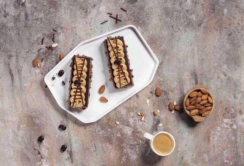 Fotos del hotel Mövenpick  And Residences Riyadh:  5