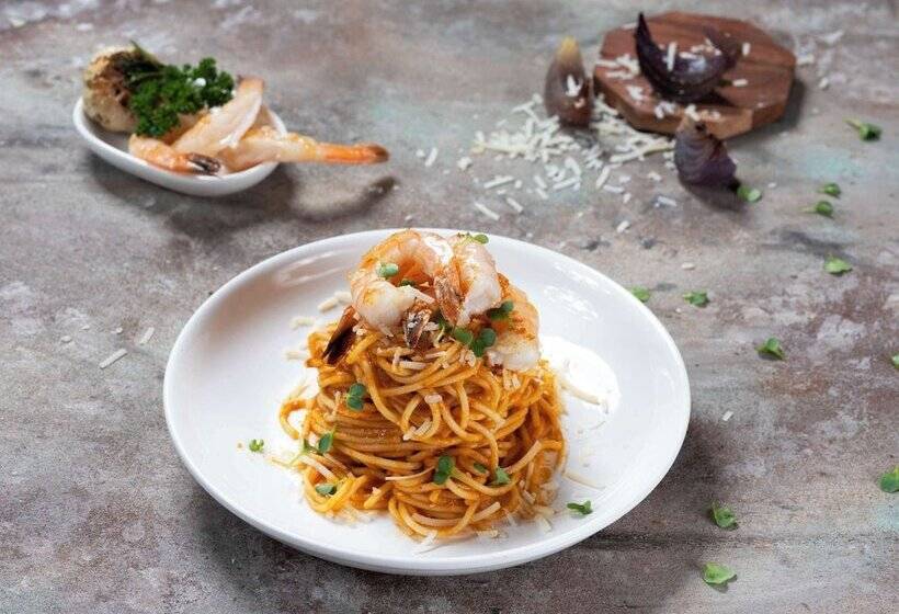 Fotos del hotel Mövenpick  And Residences Riyadh:  7