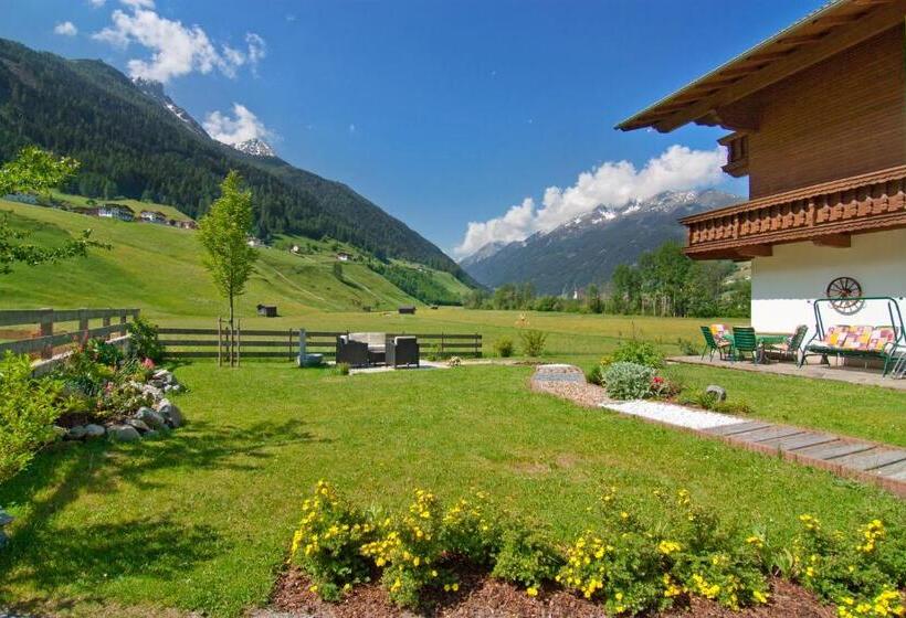 Fotos del hotel Ausserwieserhof:  17