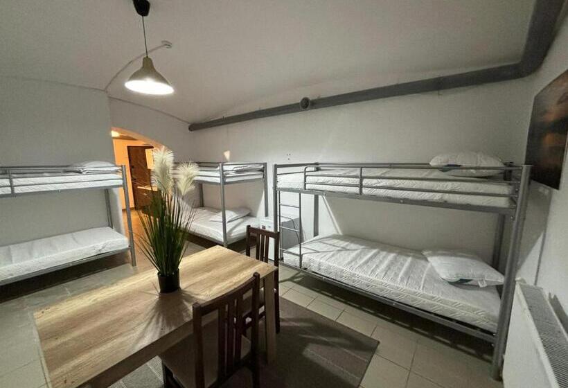 Fotos del hotel X Hostel Bucharest:  20