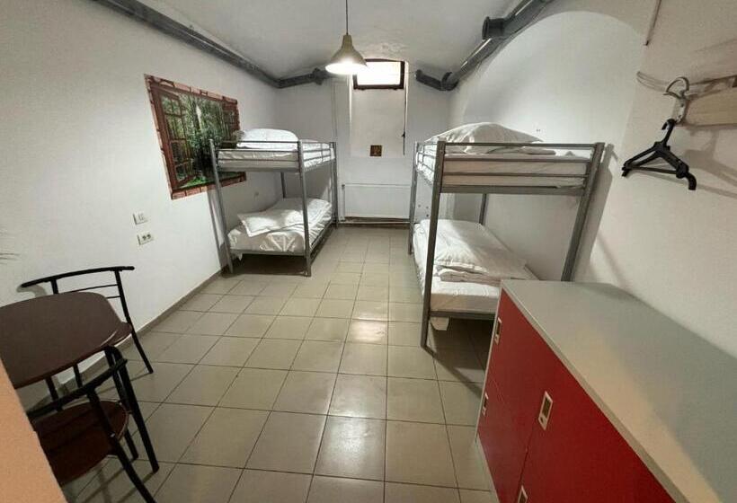 Fotos del hotel X Hostel Bucharest:  24