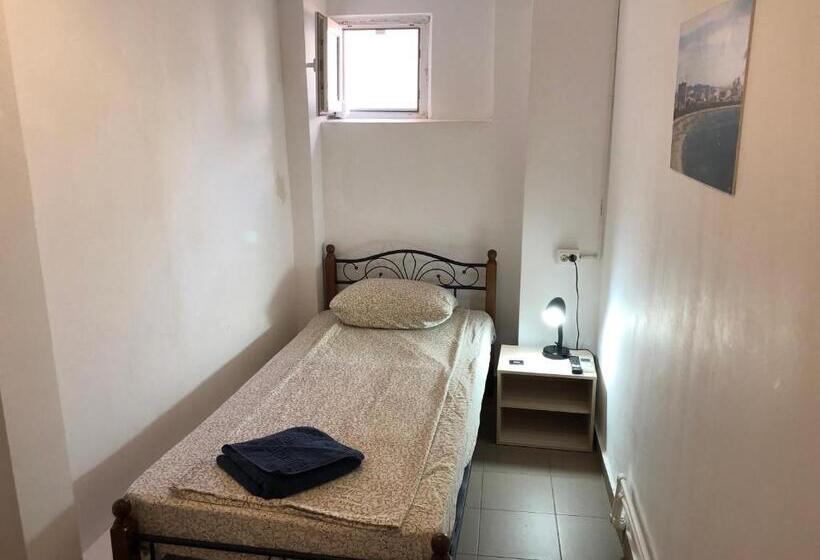 Fotos del hotel X Hostel Bucharest:  11