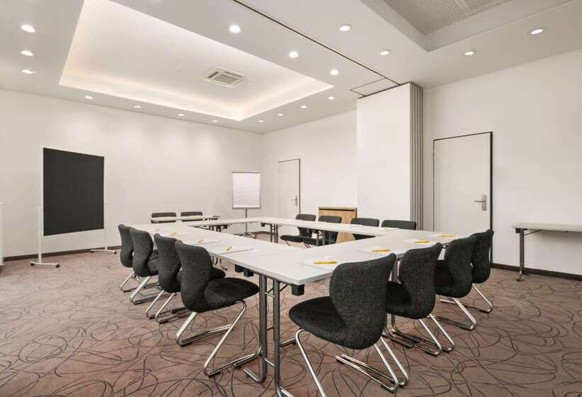 Fotos del hotel Super 8 By Wyndham Munich City North:  22