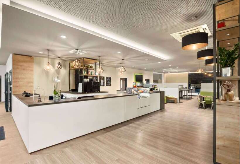 Fotos del hotel Super 8 By Wyndham Munich City North:  11