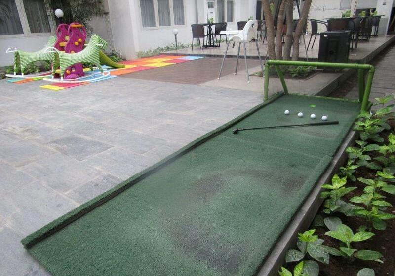 Fotos del hotel Whiz Prime  Darmo Harapan Surabaya:  12