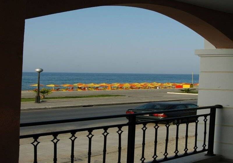 Fotos del hotel Blue Sky Hotel Apartments:  6