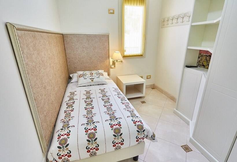 Fotos del hotel Villa Lilla:  18