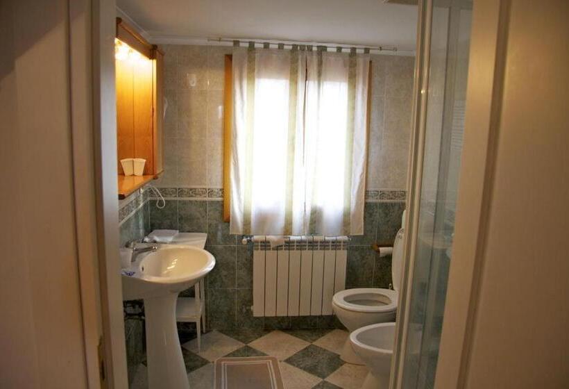 Fotos del hotel Villa Berghinz:  9