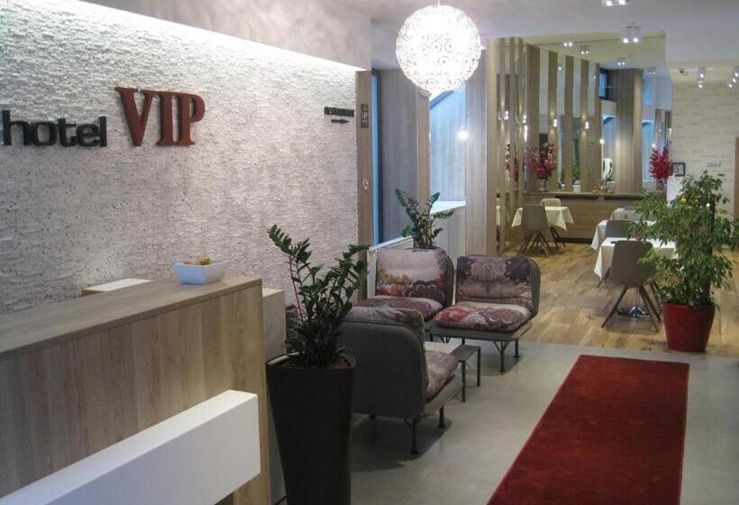 Fotos del hotel Vip:  2