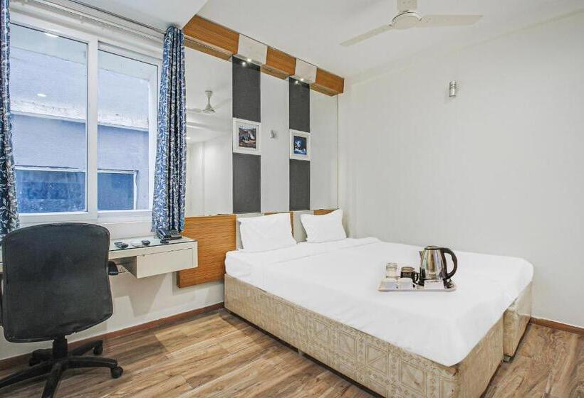 Fotos del hotel OYO 18335 Flagship Eaglewood Hotels:  2