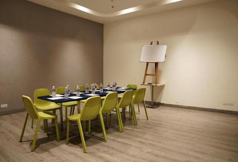 Fotos del hotel Holiday Inn Express Hyderabad Hitec City, An Ihg:  6