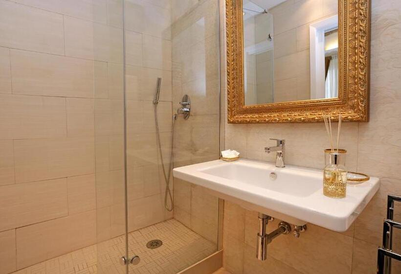 Fotos del hotel Madonna De' Monti Suites - Daplace Collection:  15