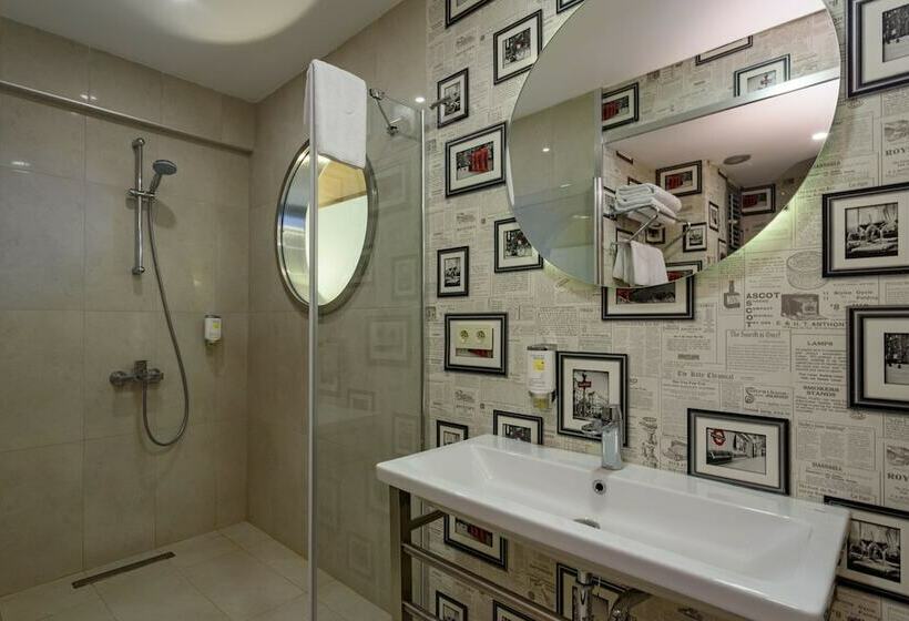 Fotos del hotel Numi:  15