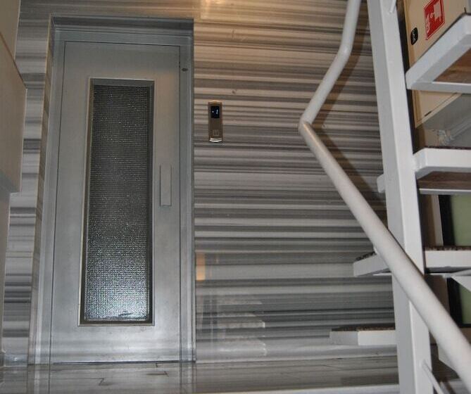 Fotos del hotel Numi:  4