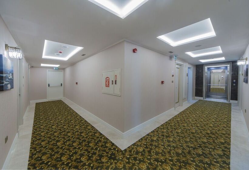 Fotos del hotel Grand Naki:  2