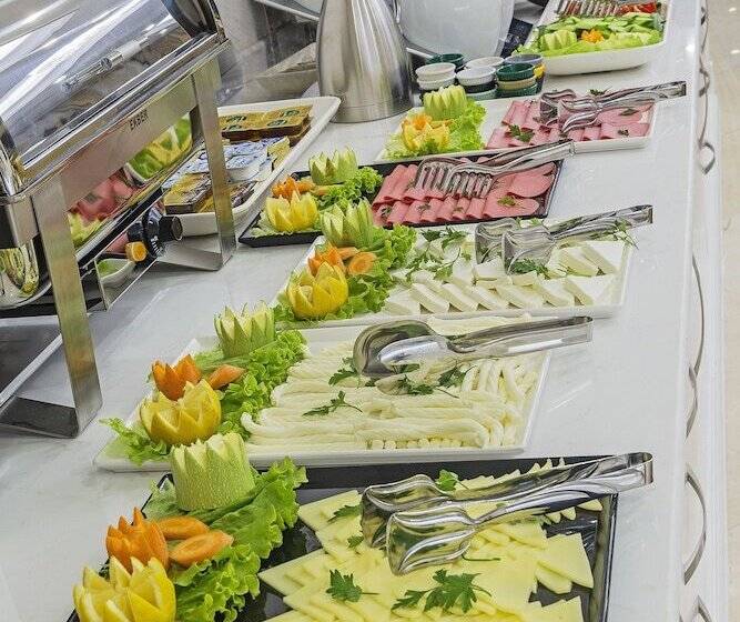 Fotos del hotel Grand Naki:  14