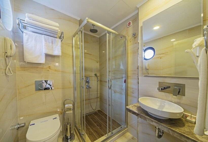 Fotos del hotel Grand Naki:  4