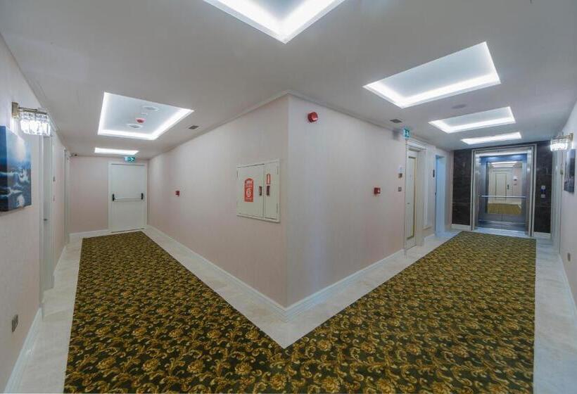 Fotos del hotel Grand Naki:  7