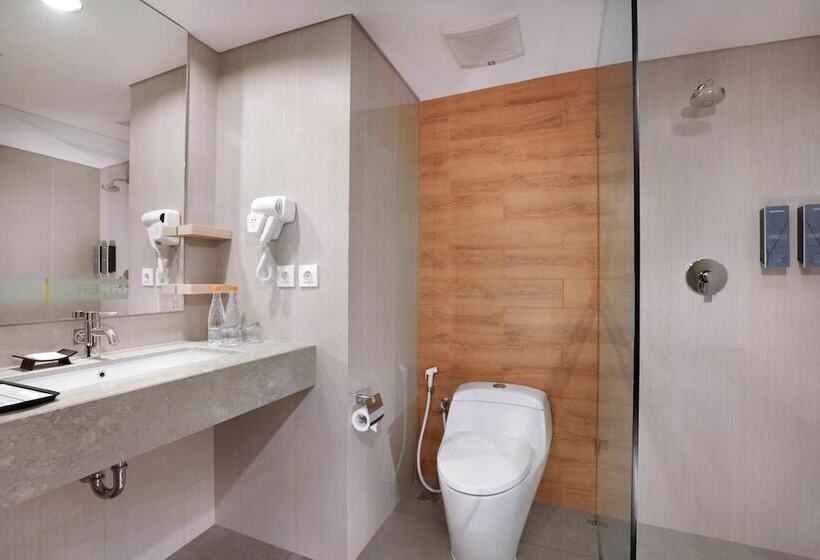 Fotos del hotel Harper Mt Haryono By Aston:  7