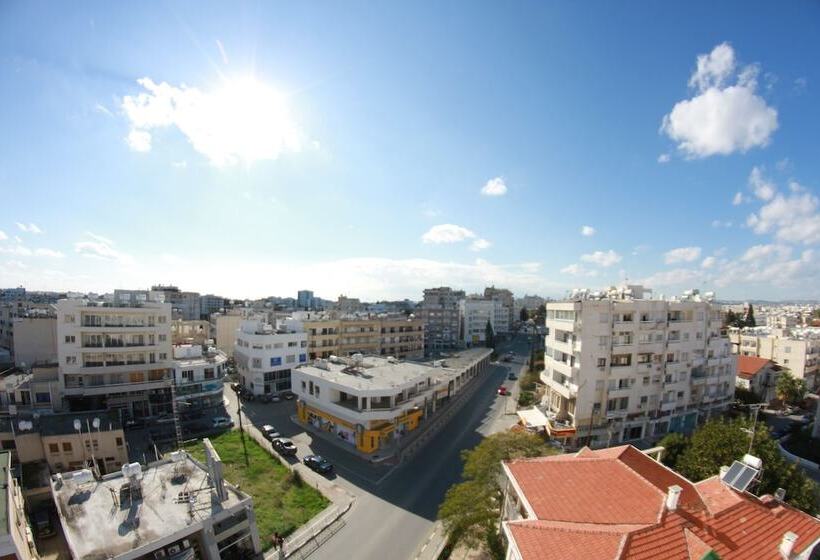 Fotos del hotel Rise:  19